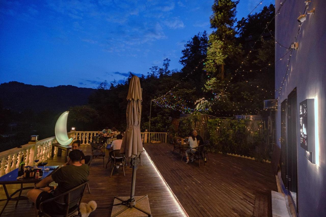 Whispering Mountains Boutique Country house